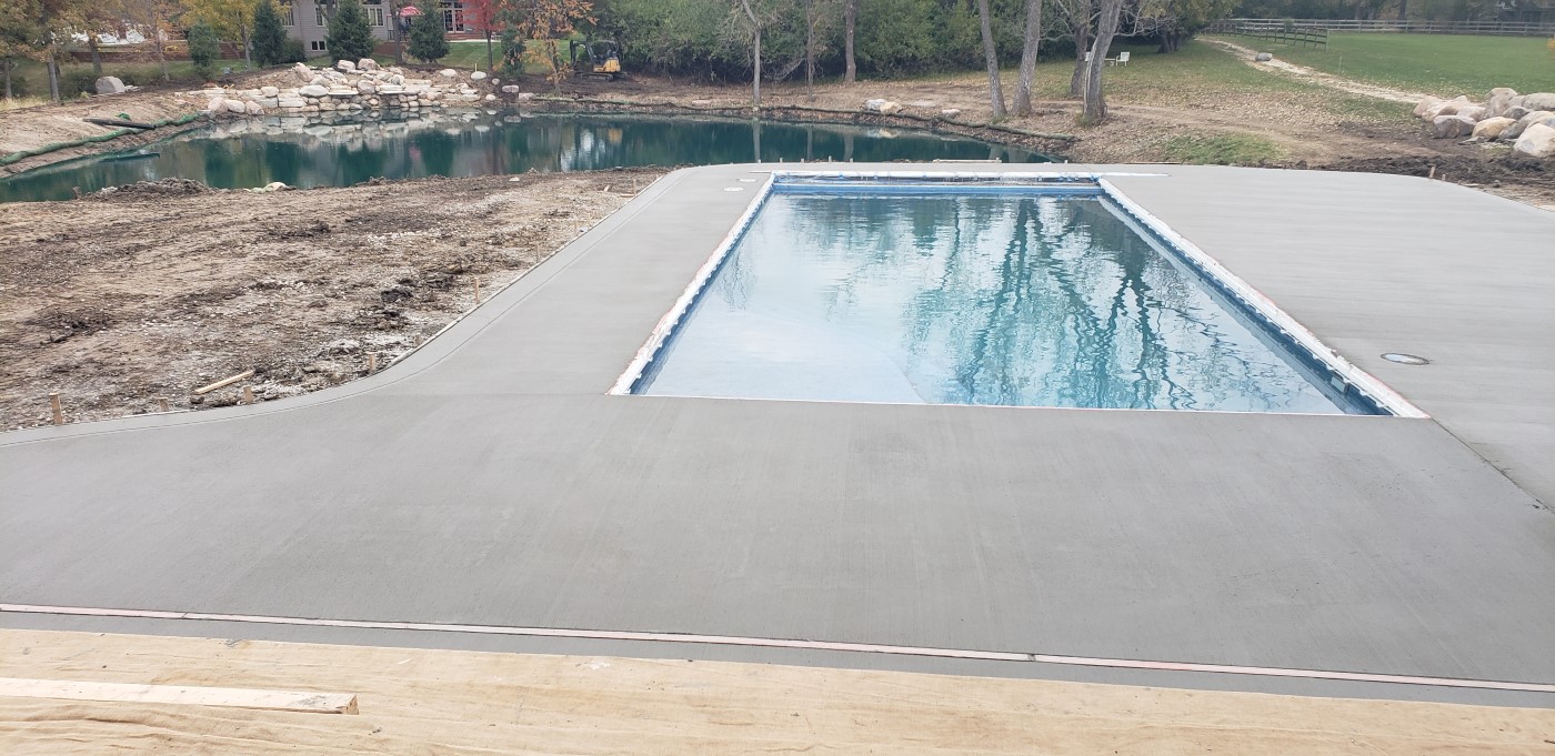 Concrete Pool Decks - TRW Concrete Construction Inc.