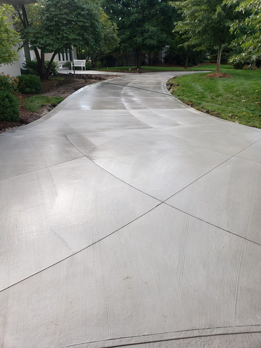 Remove and replace concrete driveway - West Des Moines, IA - driveway installation